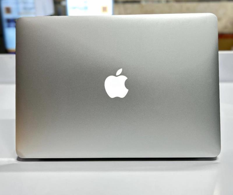 لپ تاپ مک بوک ایر مدل A1466ساخت سال 2015(macbook Air 2015)